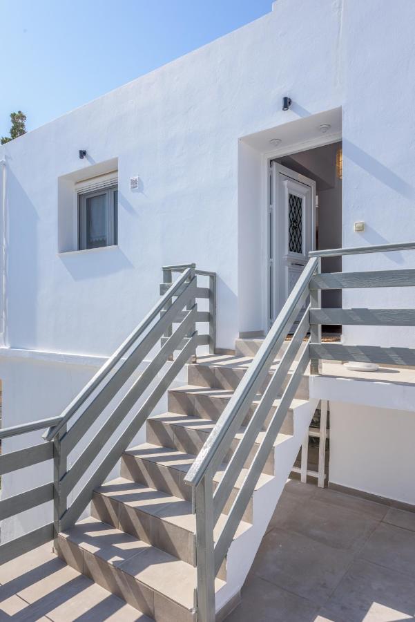 Villa Ellania Milos Adamantas  Bagian luar foto
